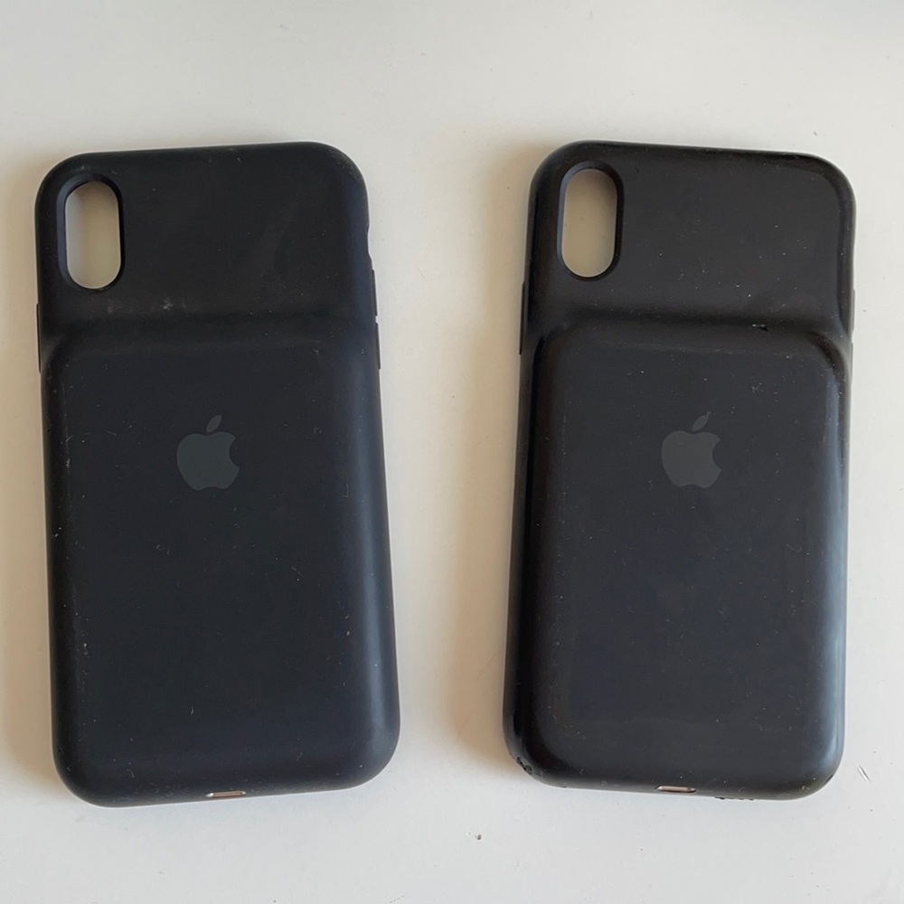 Apple iPhone XR charging case